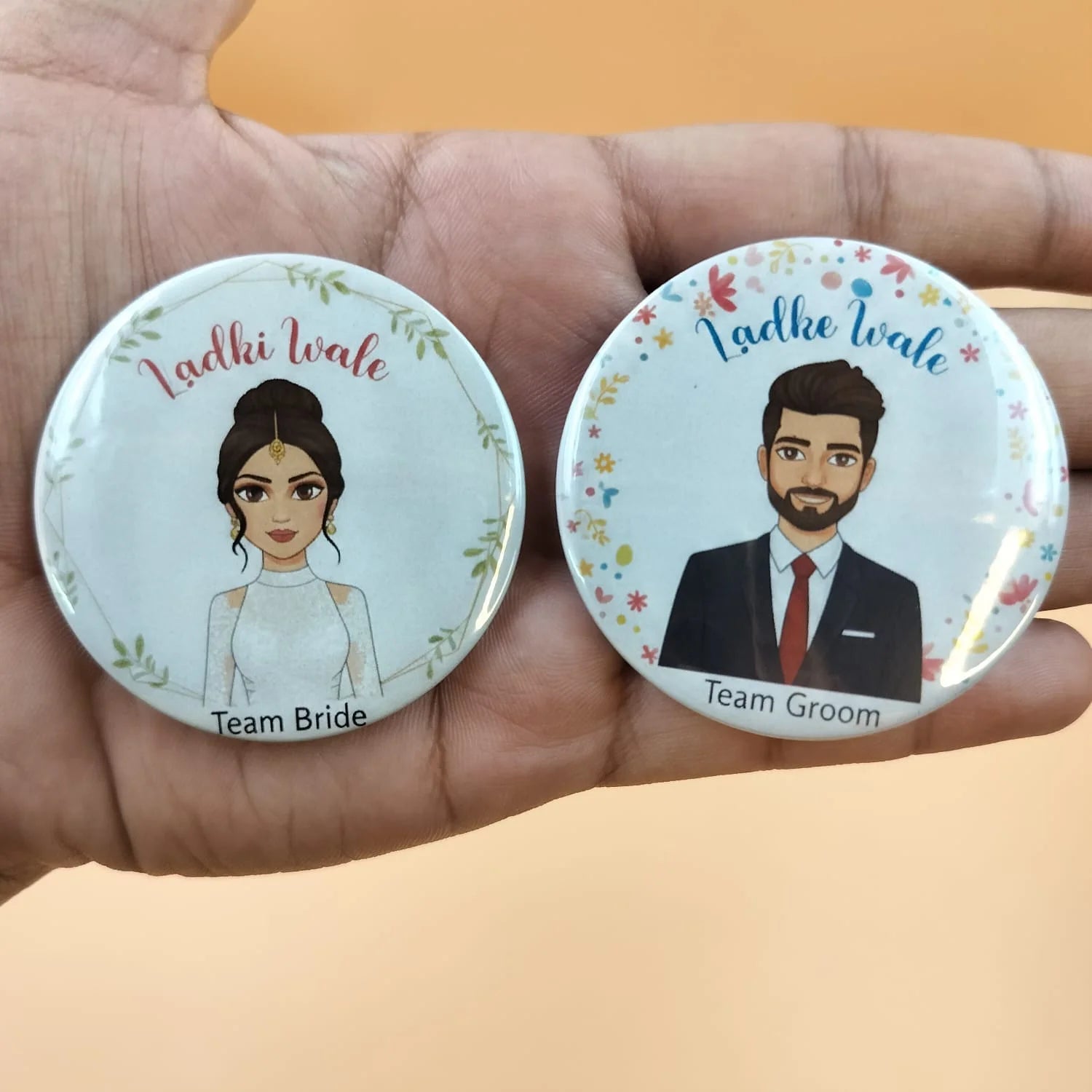 Ladki Wale & Ladke Wale 58mm Badges ( Set of 2 Pcs )