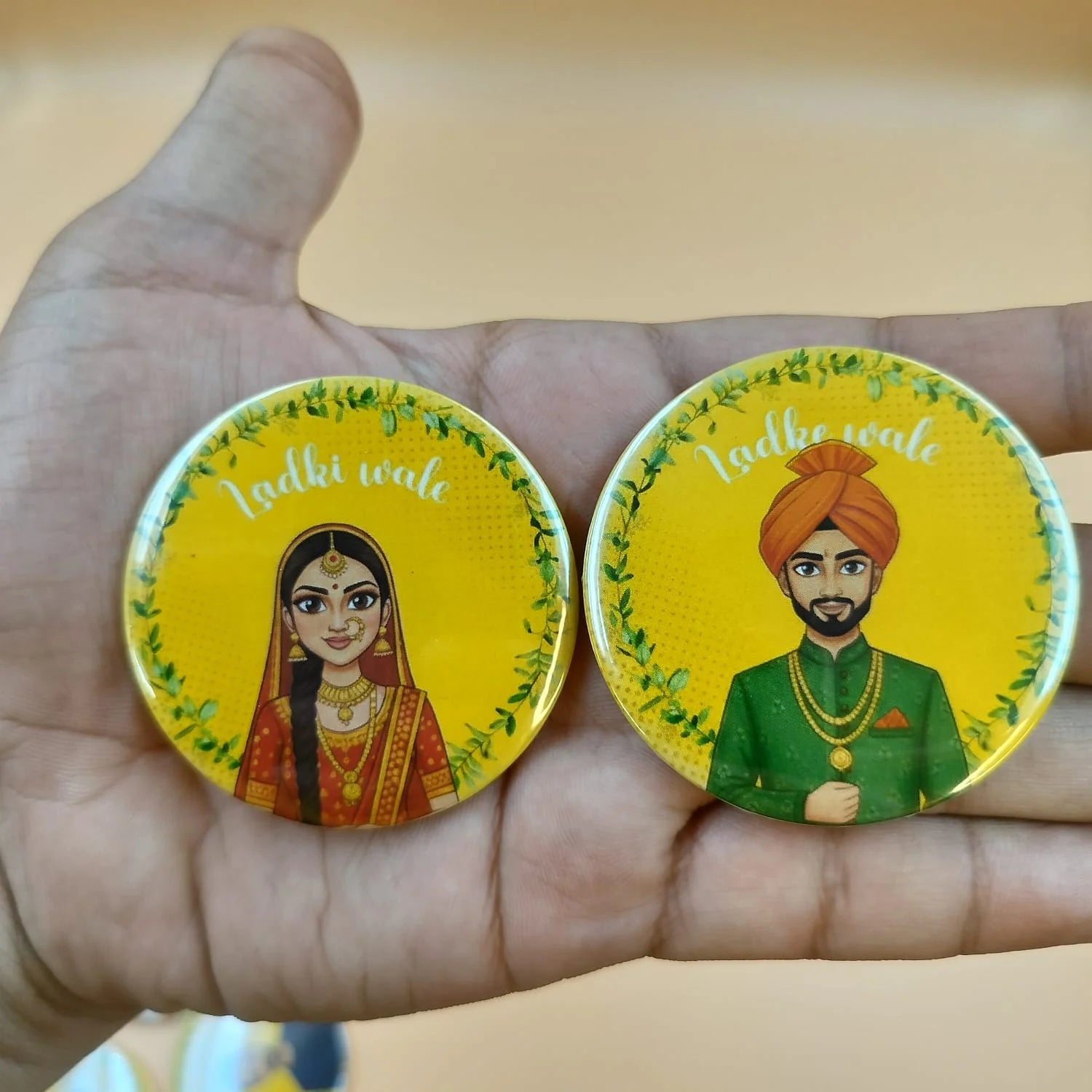 Ladki Wale & Ladke Wale 58mm Badges ( Set of 2 Pcs )