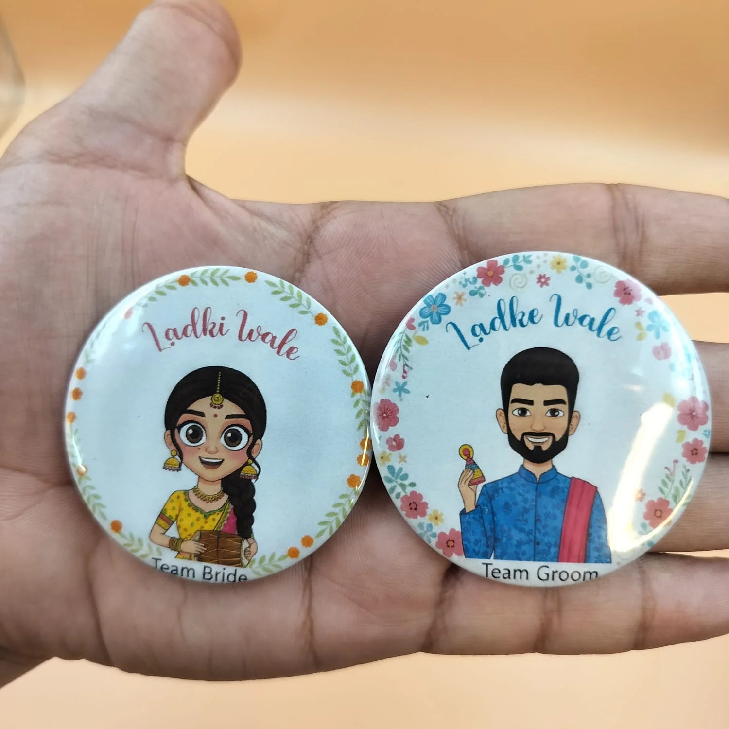 Ladki Wale & Ladke Wale 58mm Badges ( Set of 2 Pcs )